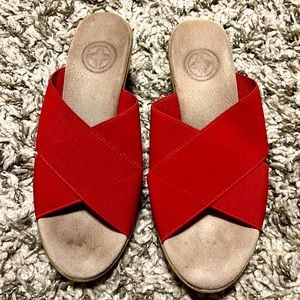 Charleston shoe company red strap wedge size 6
